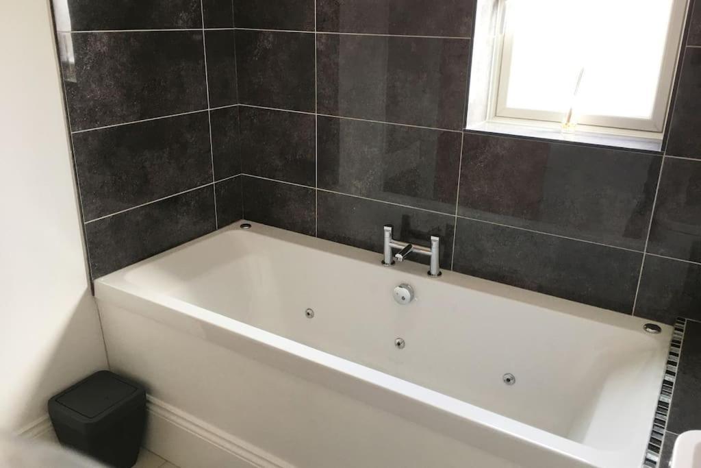Stylish 2 Bed Apart In The Heart Of North Norfolk North Walsham Exterior foto